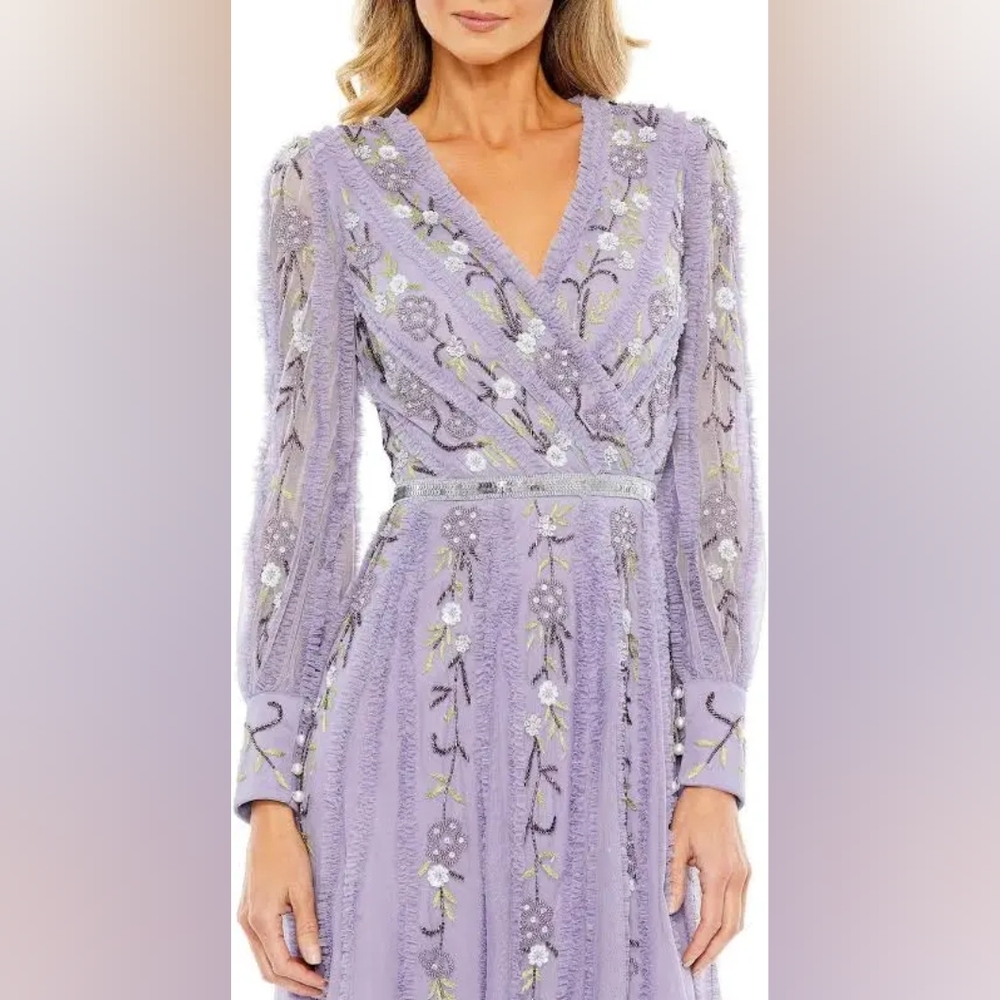 Plus size Mac Duggal Elegant Lavender Floral Embroidered Dress